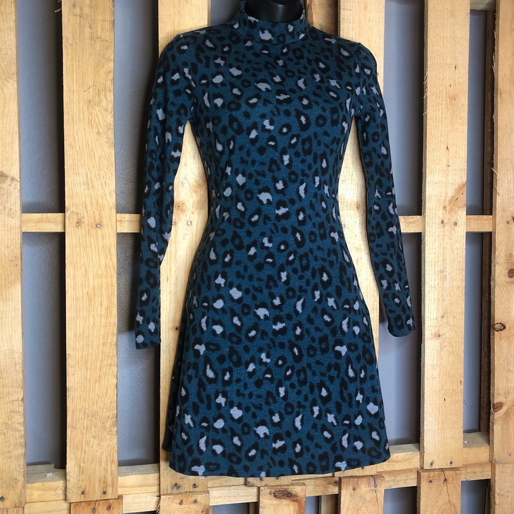 short suit with long sleeves